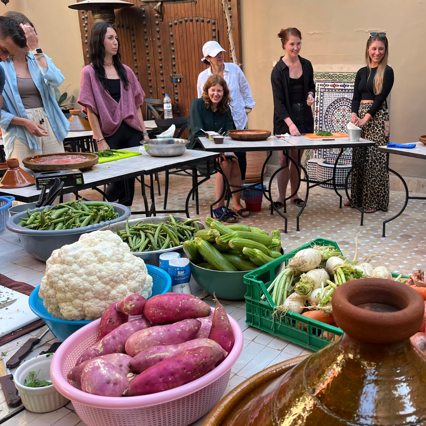 A cooking class at Mint Surf